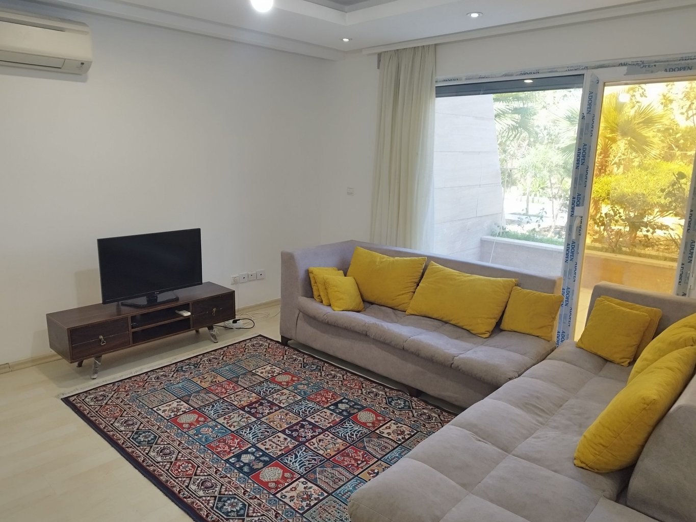 یک خوابه A2 همکف شرقی