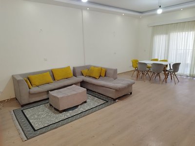 آپارتمان دوخوابه اول غربی رویایی