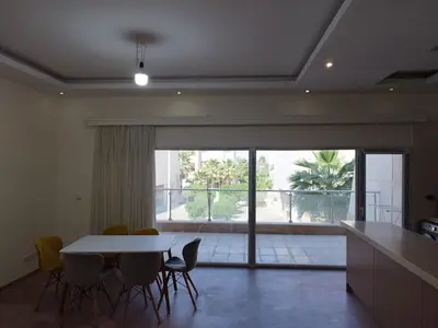 آپارتمان دوخوابه اول غربی رویایی