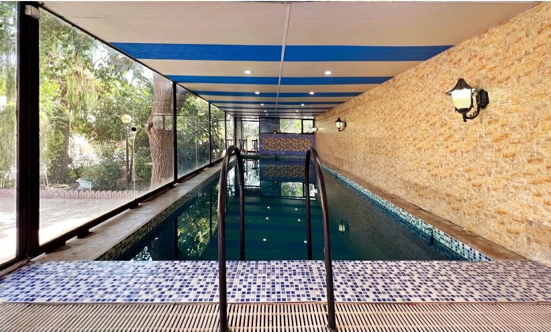 دوخوابه استخردار آبگرم نگارستان