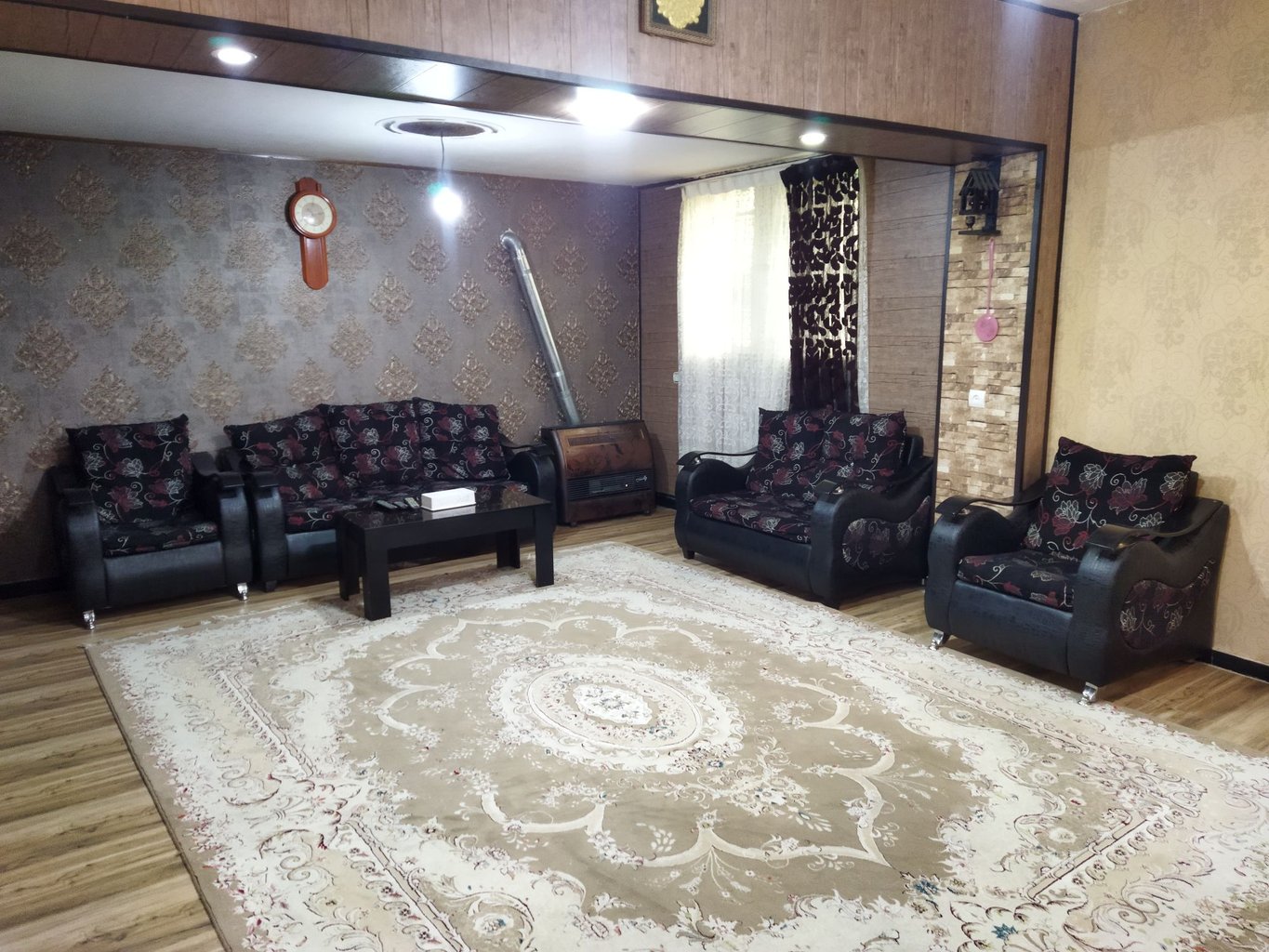 ویلا یک خوابه استخردار آبگرم سورنا