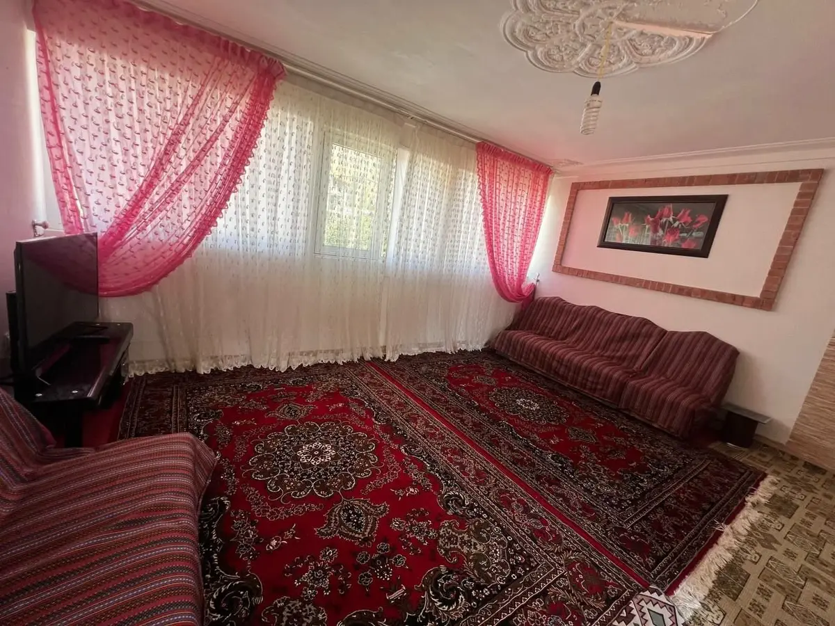 بوم گردی یک خوابه کورش واحد خمس