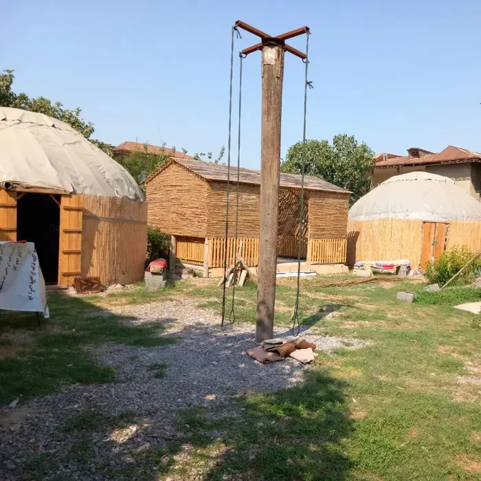 تالاب خزر - واحد پایین