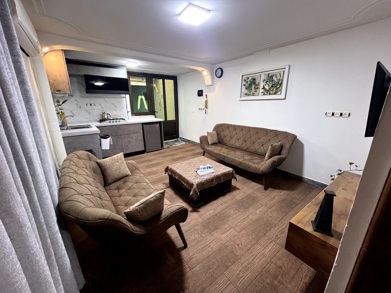 سوئیت یک خوابه حق گو