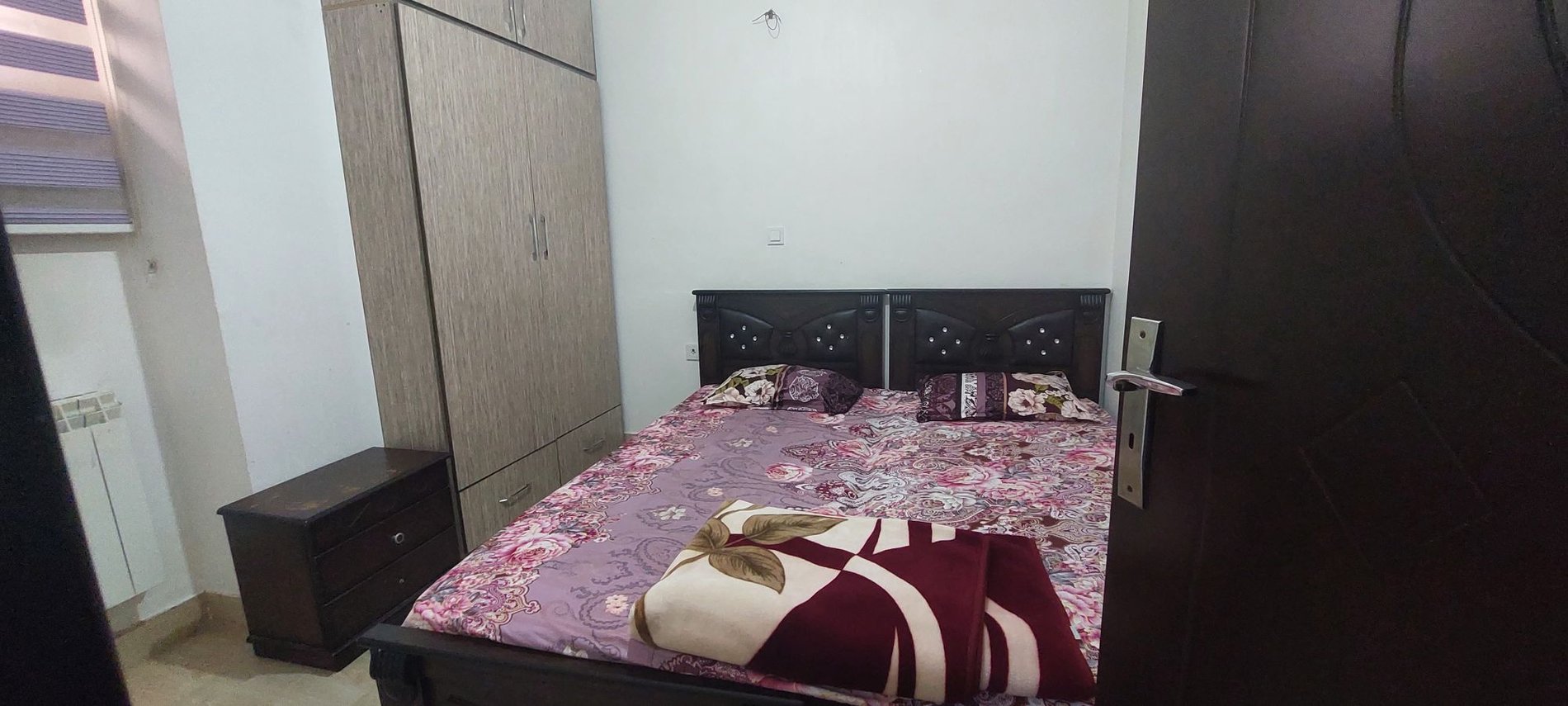 آپارتمان یک خوابه ارس