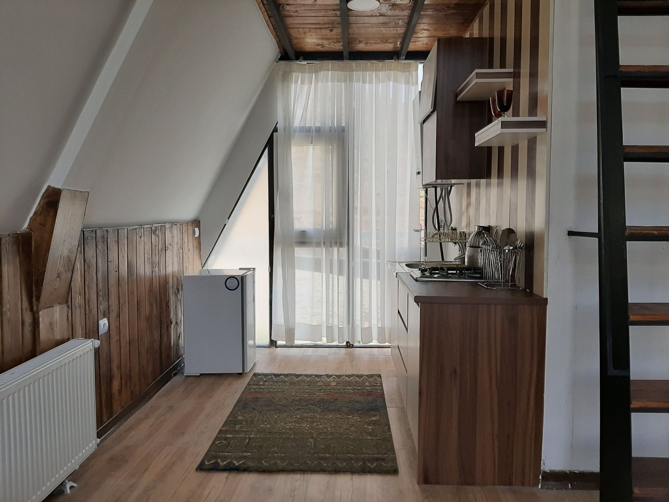 یک خوابه قو سفید