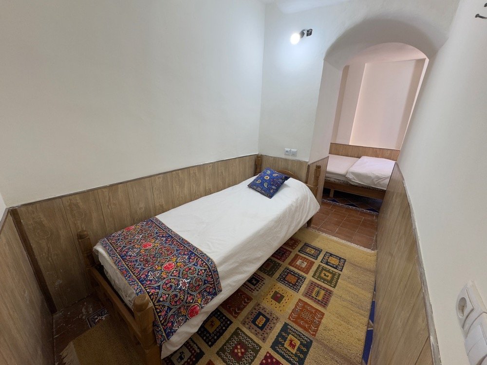 بومگردی یادمان - واحد گلبرگ