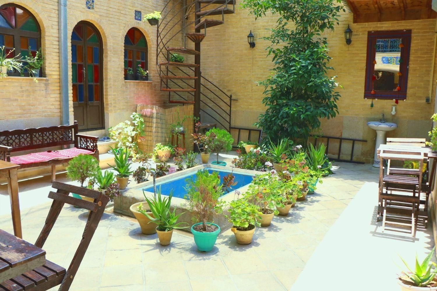 بومگردی یادمان - واحد گلسار 1