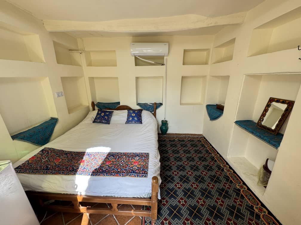 بومگردی یادمان - واحد گلسار 1