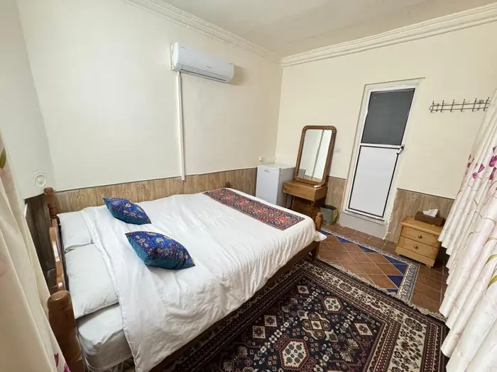 بوم گردی یادمان - اتاق گلفام