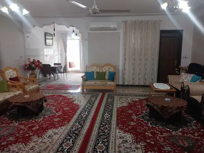 سوئیت دوخوابه هموطن