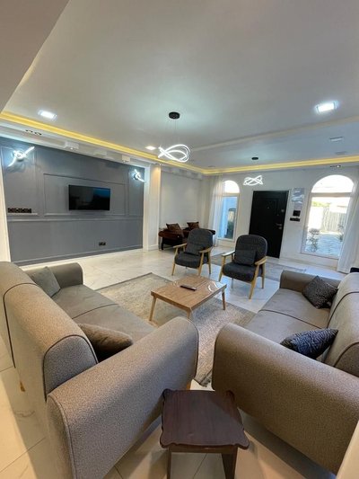 ویلا دوخوابه دوبلکس استخردار آبگرم هانی