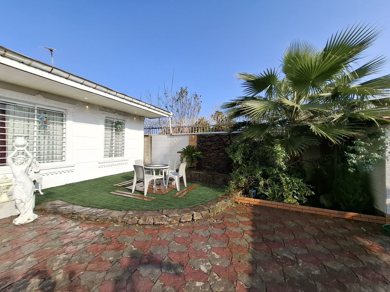 یک خوابه ساحل ۱۵