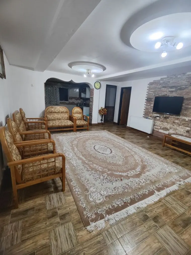 آپارتمان دوخوابه قوی پنجه