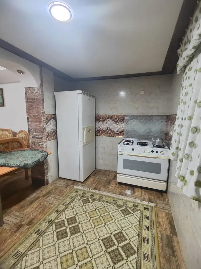 آپارتمان دوخوابه قوی پنجه