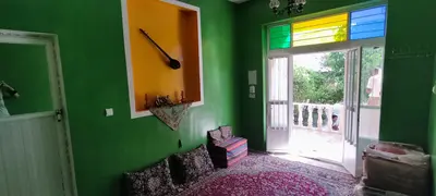 بومگردی کاج - واحد زمرد