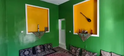 بومگردی کاج - واحد زمرد