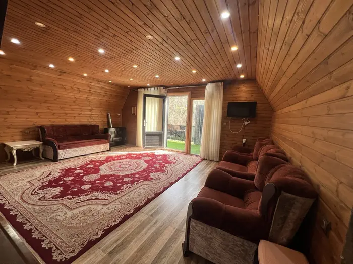 کلبه یک خوابه جکوزی دار پیروزه