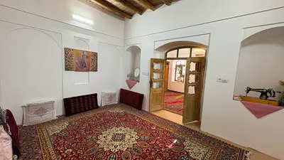 اقامتگاه سنتی عمارت ضیغمی - واحد پوران دخت
