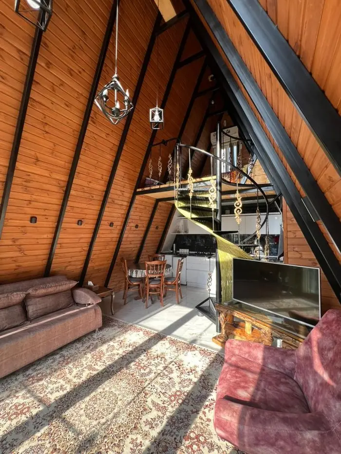 کلبه یک خوابه سوئیسی توسکستان - واحد کاج