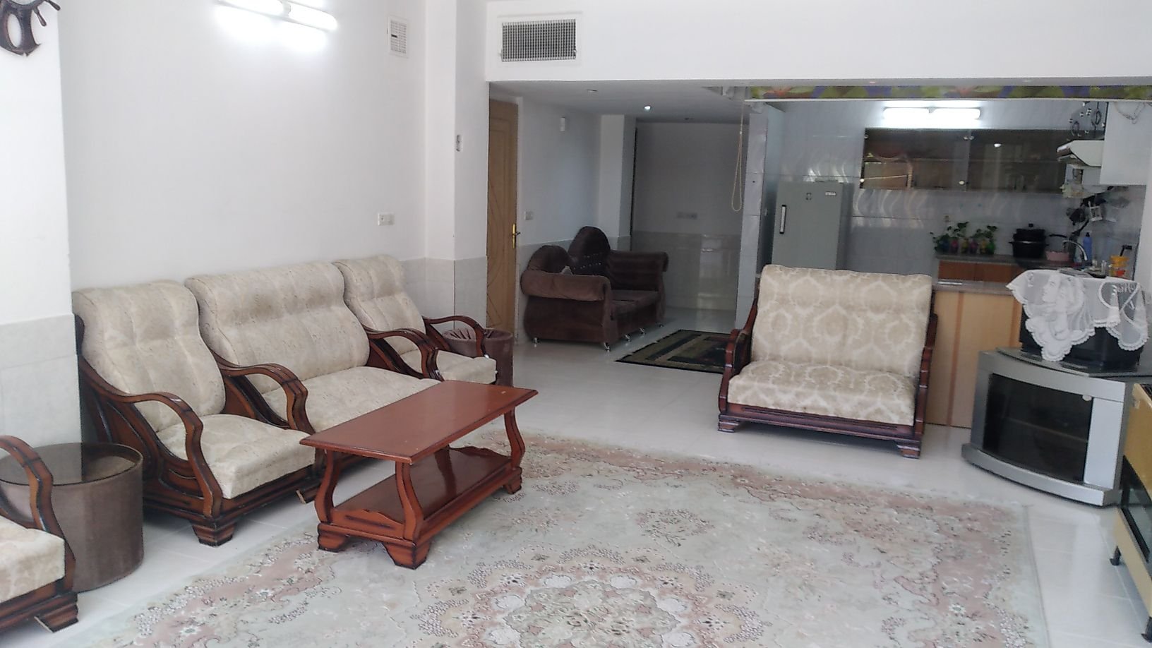 آپارتمان دوخوابه طالقانی ۱۳