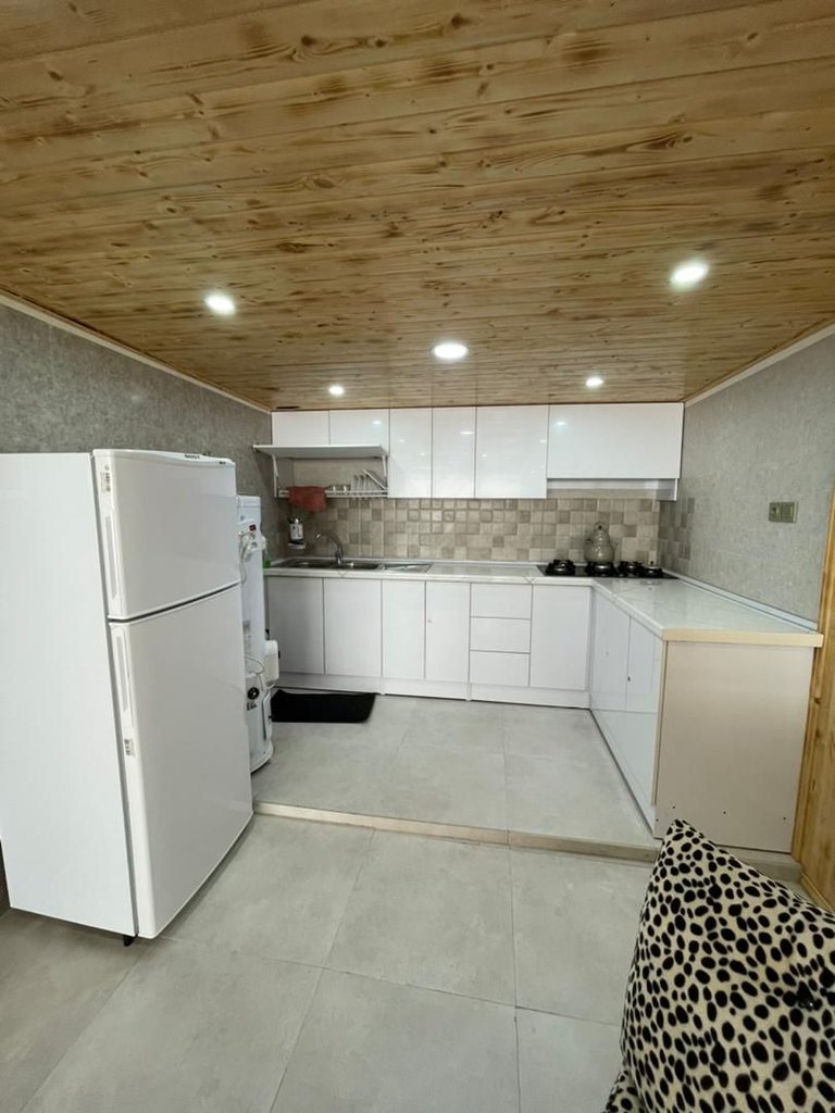 یک خوابه چوبی فیلبند