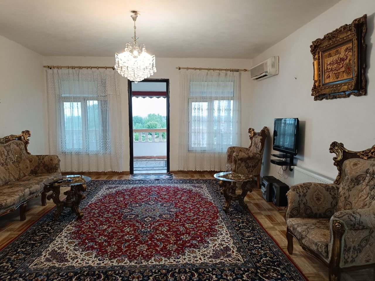 ویلا یک خوابه جنگلی آروین