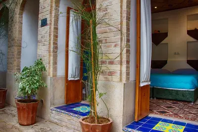 اقامتگاه سنتی عمارت قوام الملک - واحد ایران