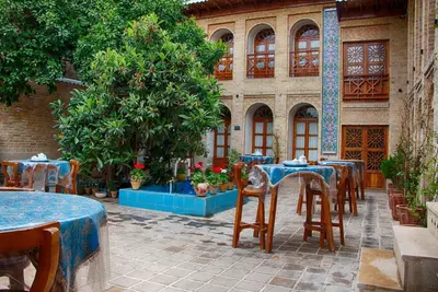 اقامتگاه سنتی عمارت قوام الملک - واحد خاتون