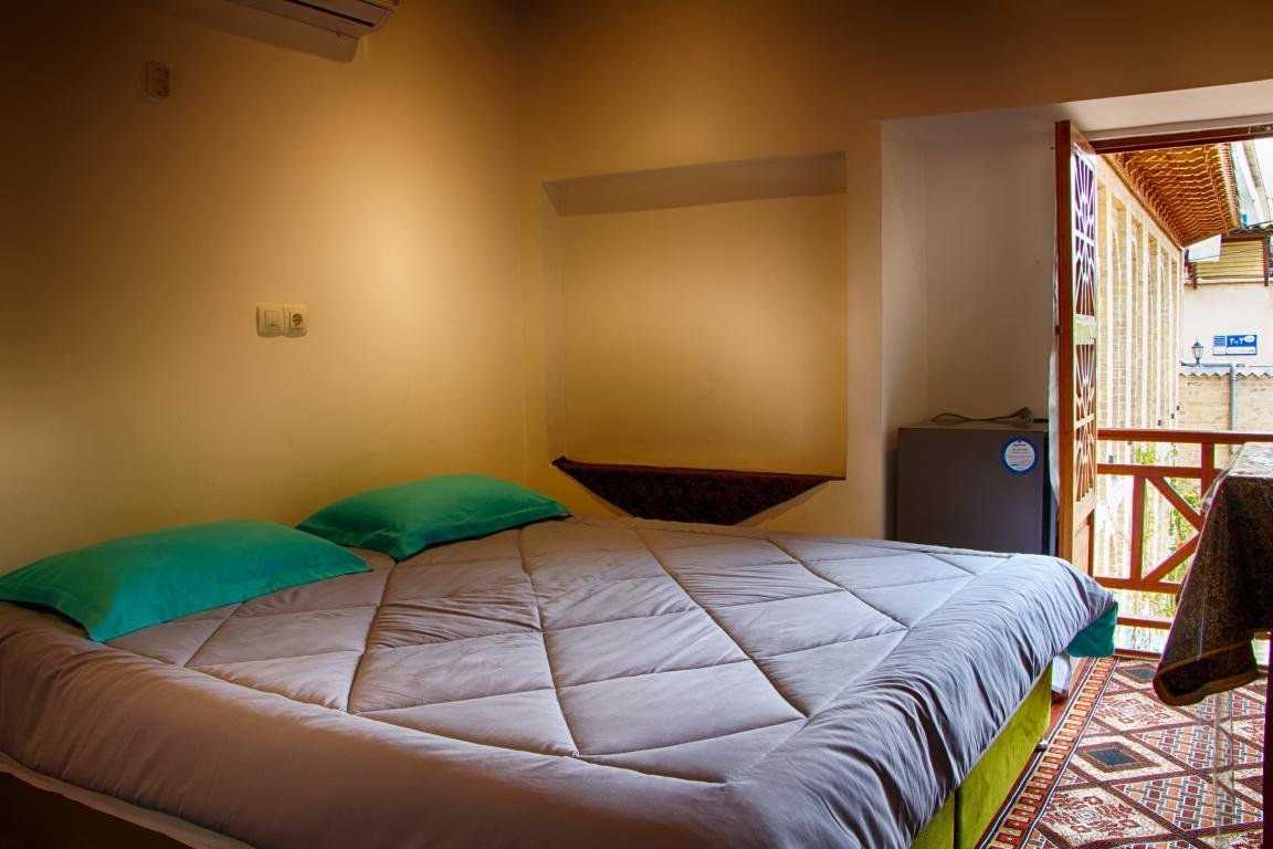 عمارت قوام الملک - واحد خاتون