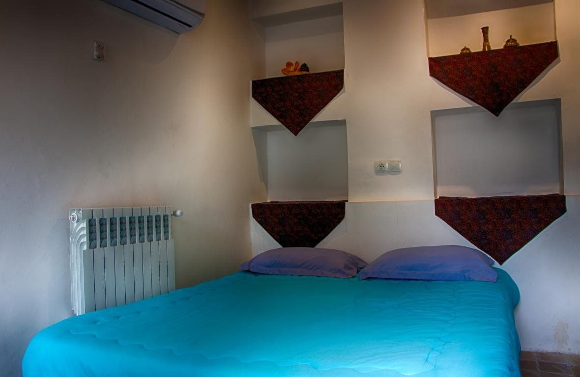 عمارت قوام الملک - واحد ایران