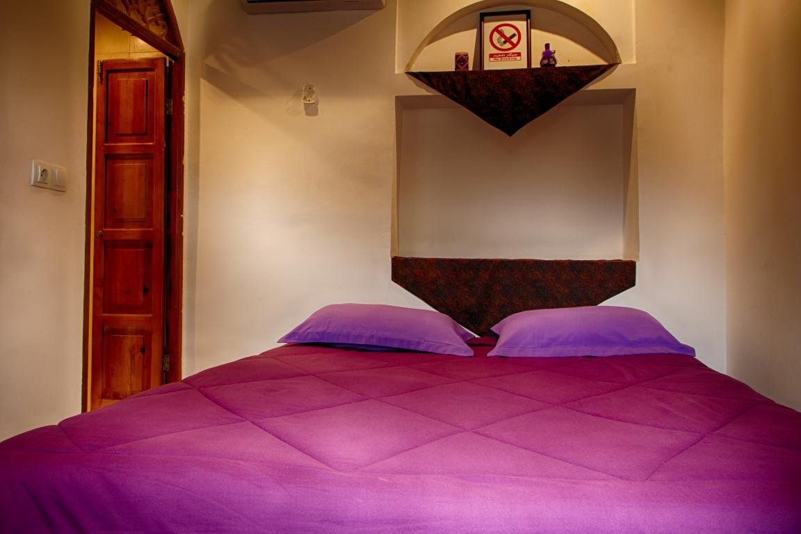 عمارت قوام الملک - واحد گیسو