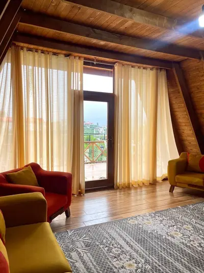 کلبه تک خوابه چوبی لطیفی