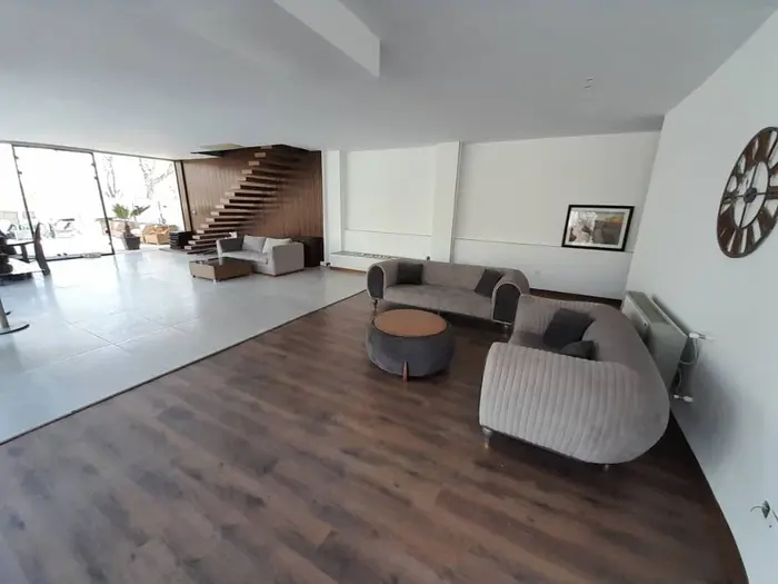 ویلا دوخوابه دوبلکس استخردار باغ مشجر