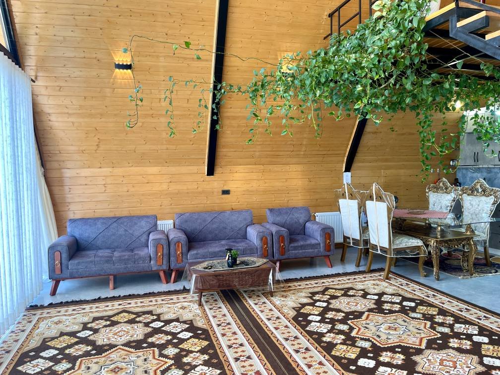 کلبه یک خوابه سوئیسی کوتوم