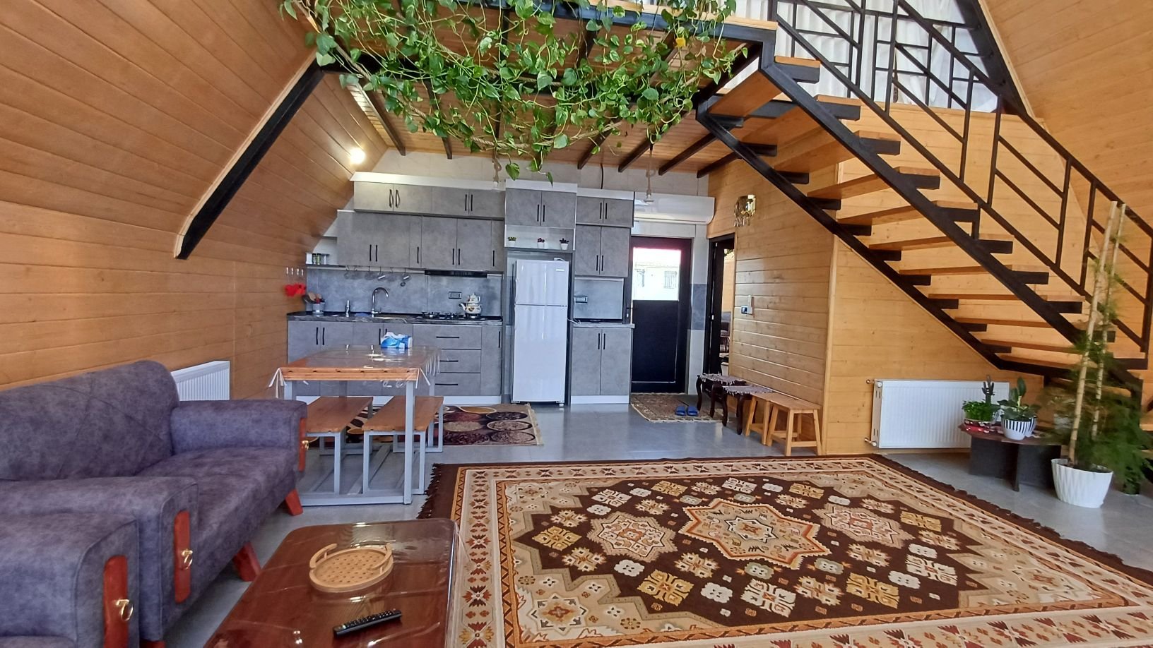 یک خوابه سوئیسی کوتوم