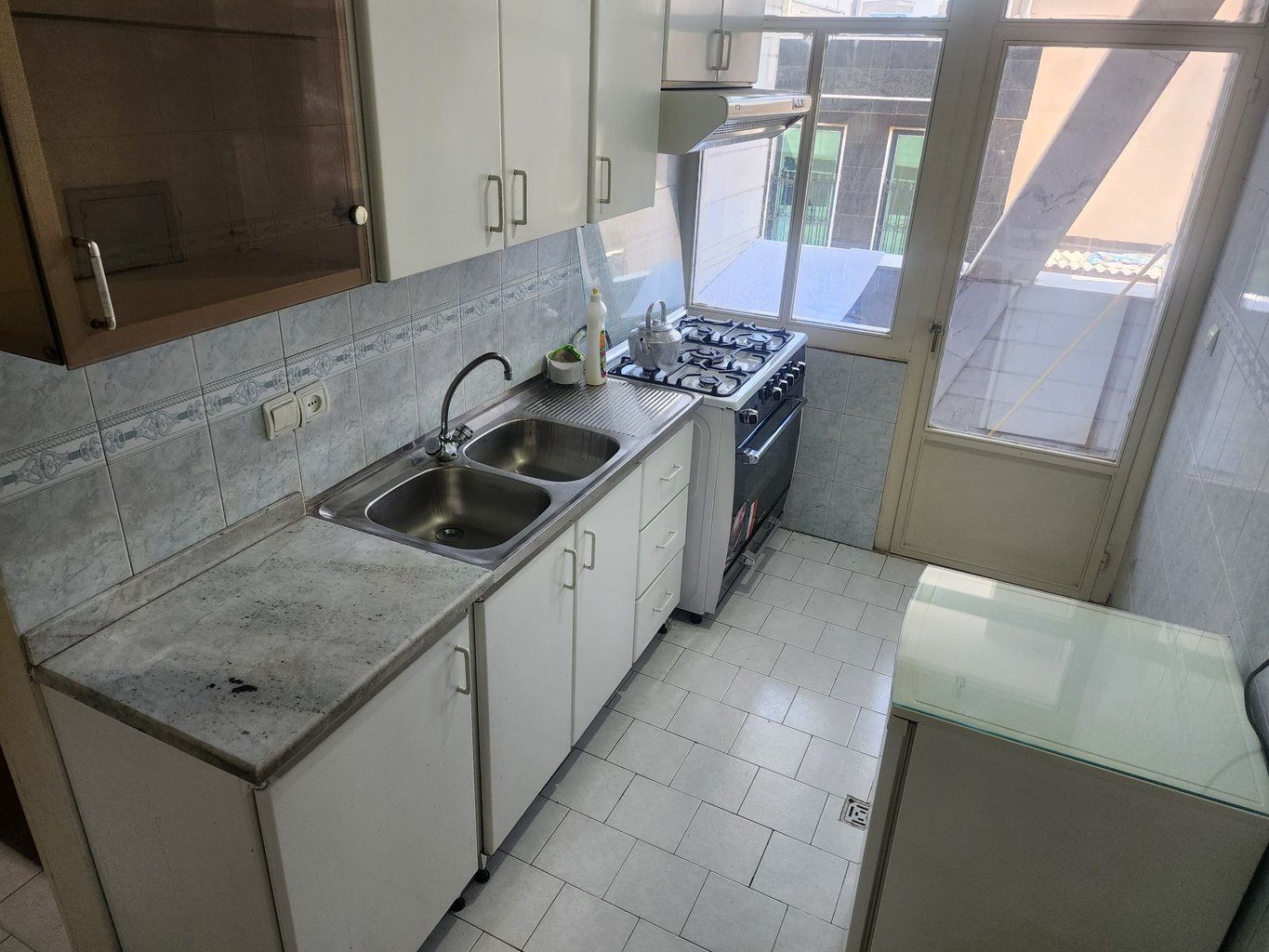 یک خوابه فتحنایی 4 خیابان دماوند