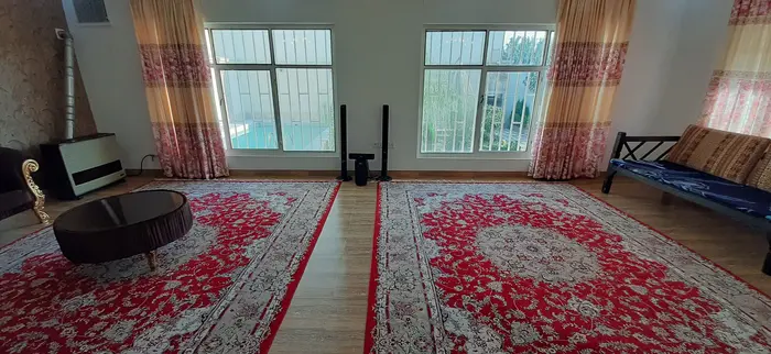 ویلا یک خوابه استخردار آبگرم دُرّین