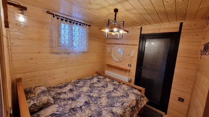 کلبه یک خوابه چوبی بلوط 1