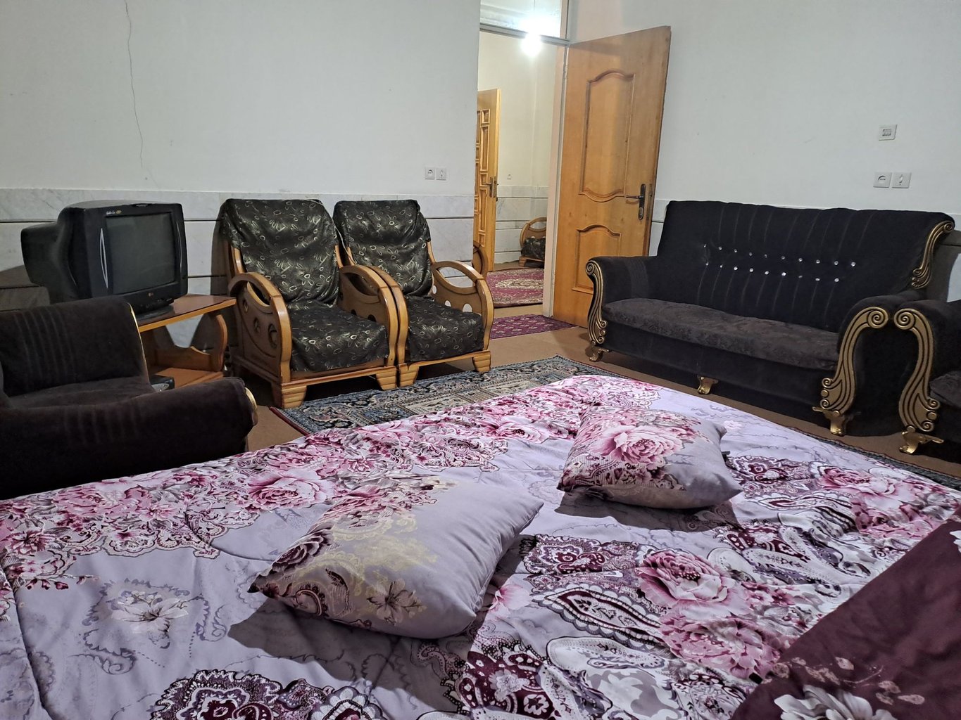 آپارتمان یک خوابه جهاندار 1