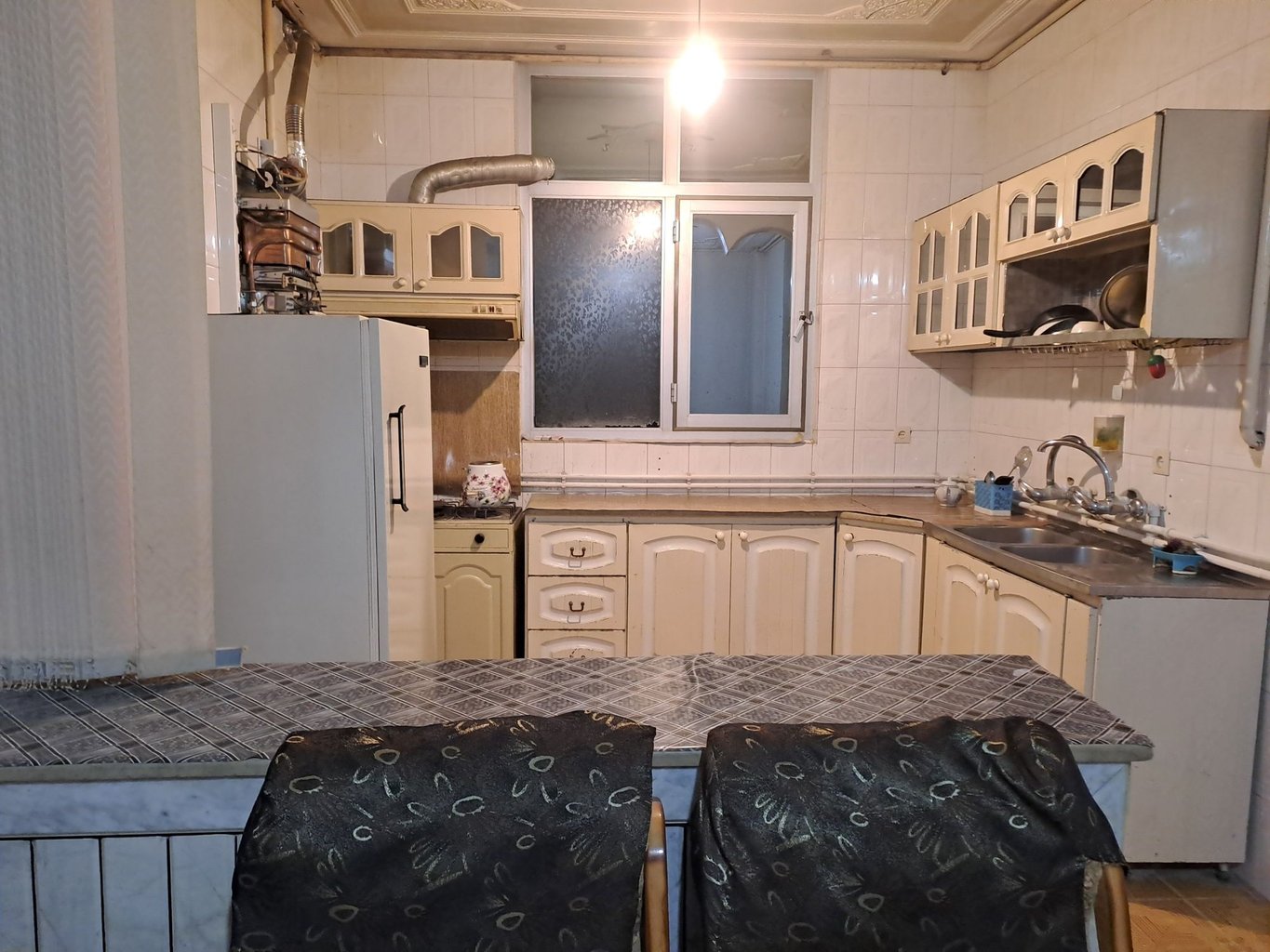 آپارتمان یک خوابه جهاندار 1