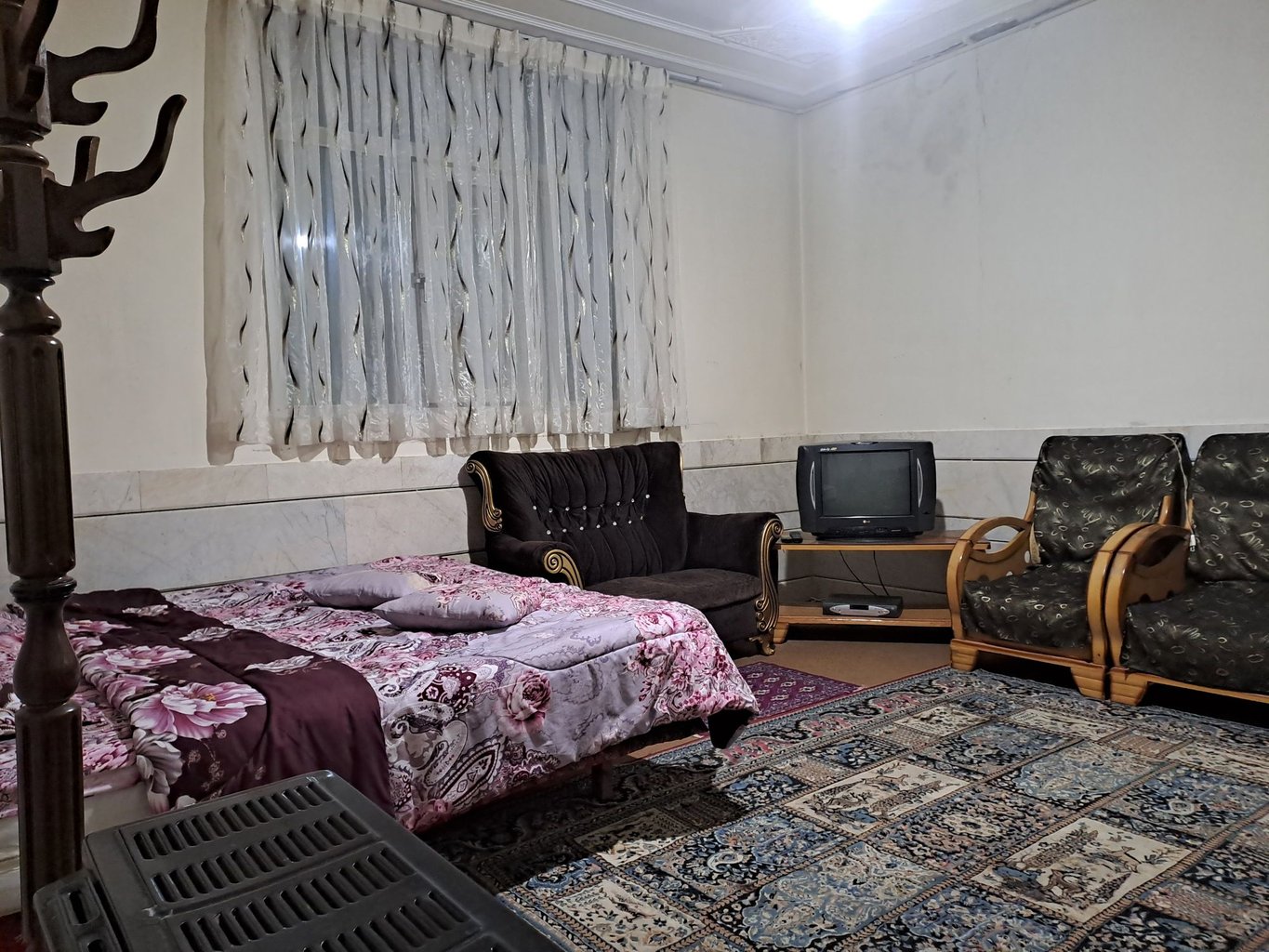 آپارتمان یک خوابه جهاندار 1