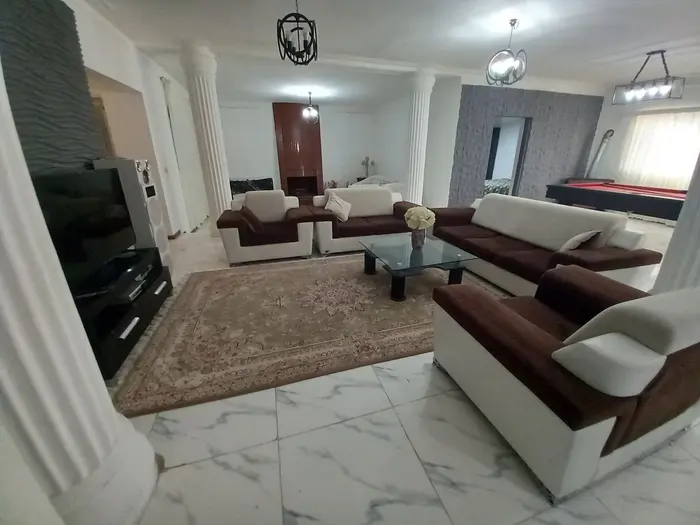 ویلا سه خوابه استخردار آبگرم بهشت