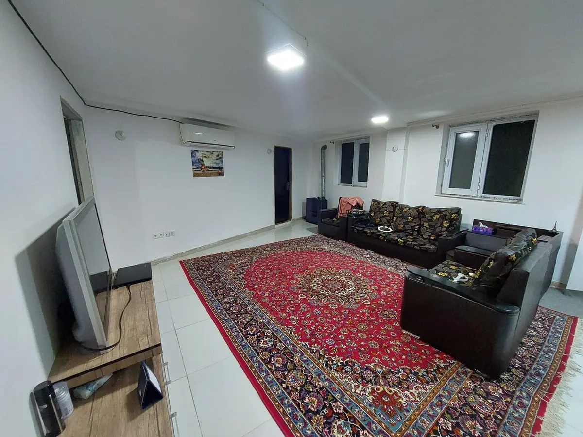 سوئیت یک خوابه سایه و سبحان