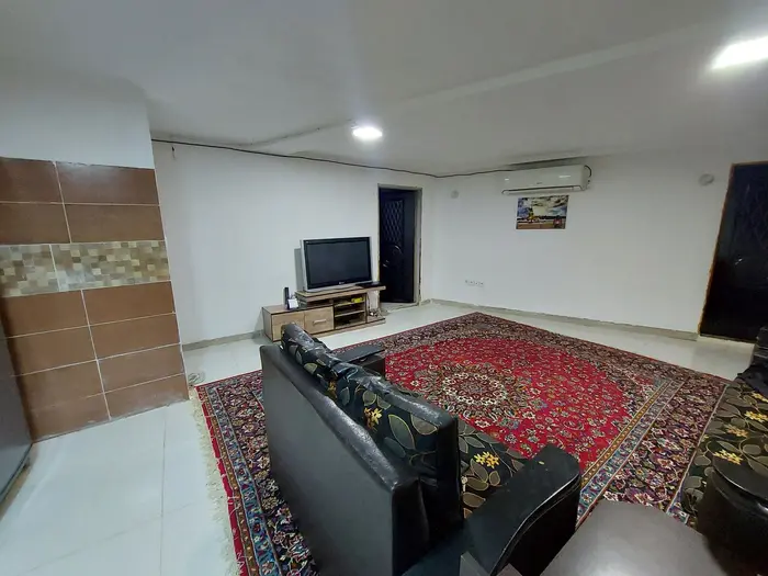 سوئیت یک خوابه سایه و سبحان