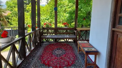 اقامتگاه سنتی فلت خانه سنتی ننه خاور