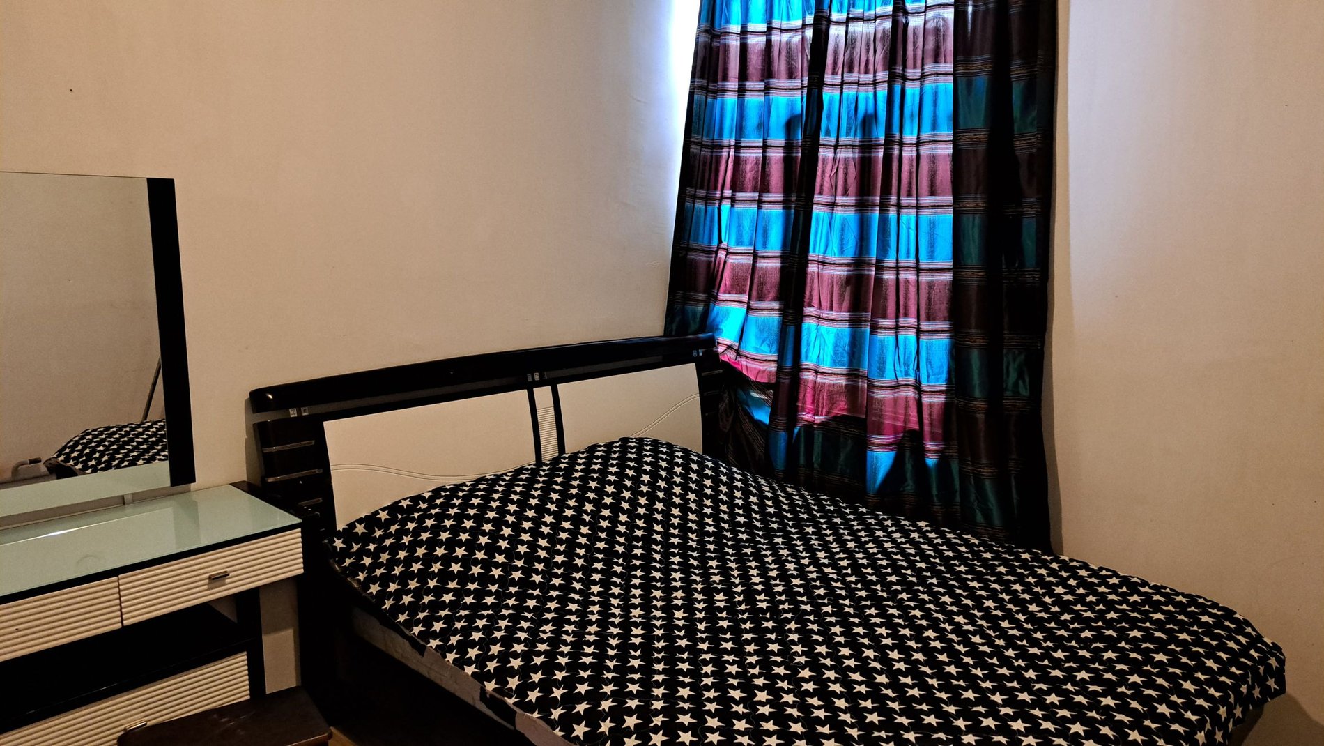 دوخوابه استخردار آبگرم ویلاز