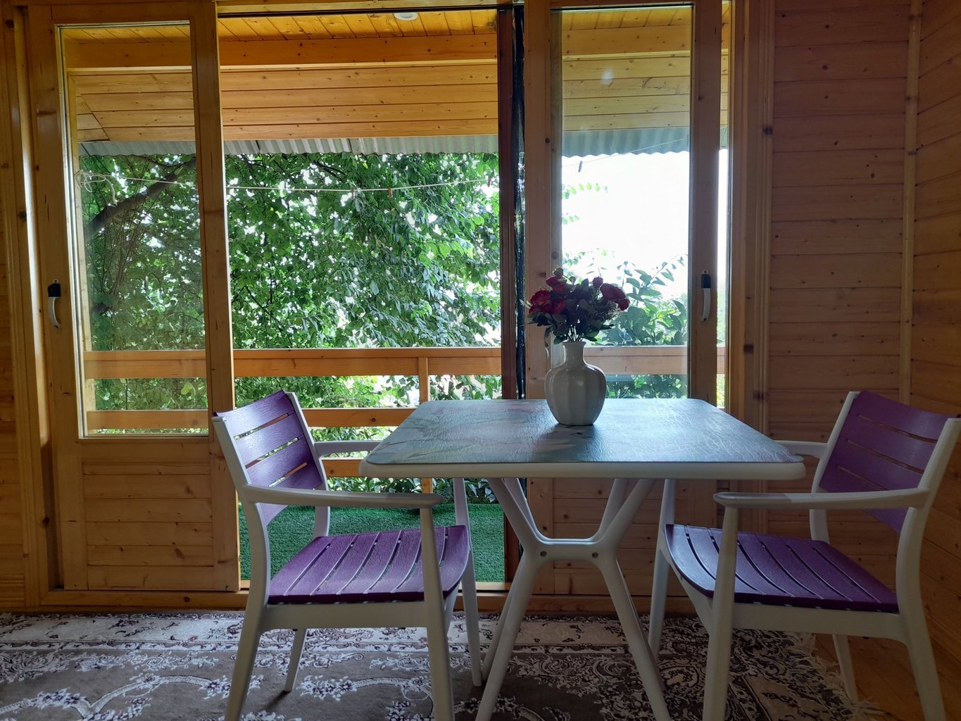 دوخوابه چوبی نفار