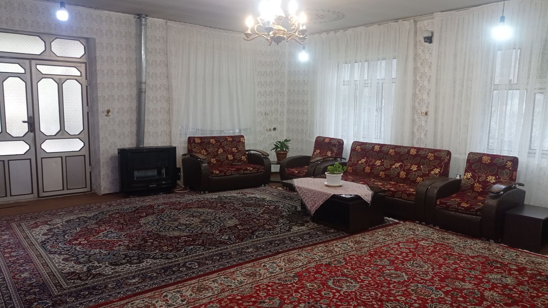 ویلا دوخوابه چوبر 1