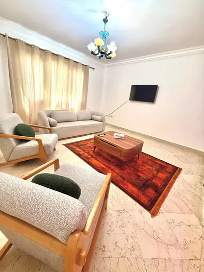 آپارتمان دوخوابه ارسباران واحد 4 شهرک صدف